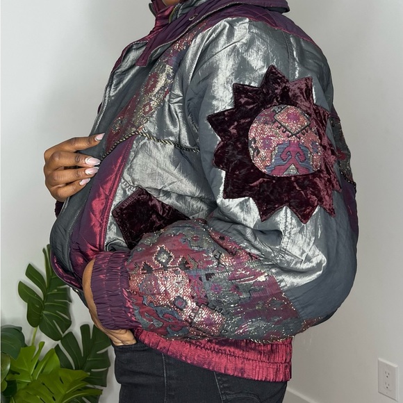 Vintage Bomber Jacket - Picture 2 of 8